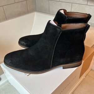 Brand new Men’s Chelsea boots